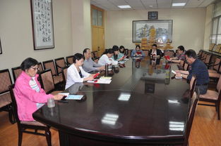 圖書館信息咨詢技術部黨支部召開'兩學一做'學習教育會