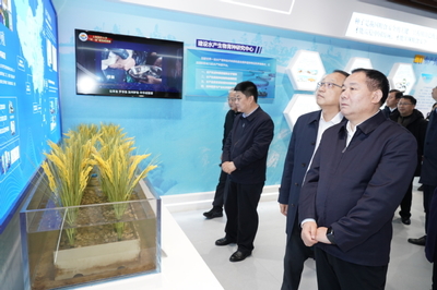 濟寧攜手上海海洋大學 戰略合作開啟教育信息咨詢新篇章